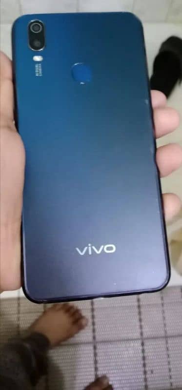 Vivo Y11 (3GB/32GB) – Premium Feel at a Budget Price! 0