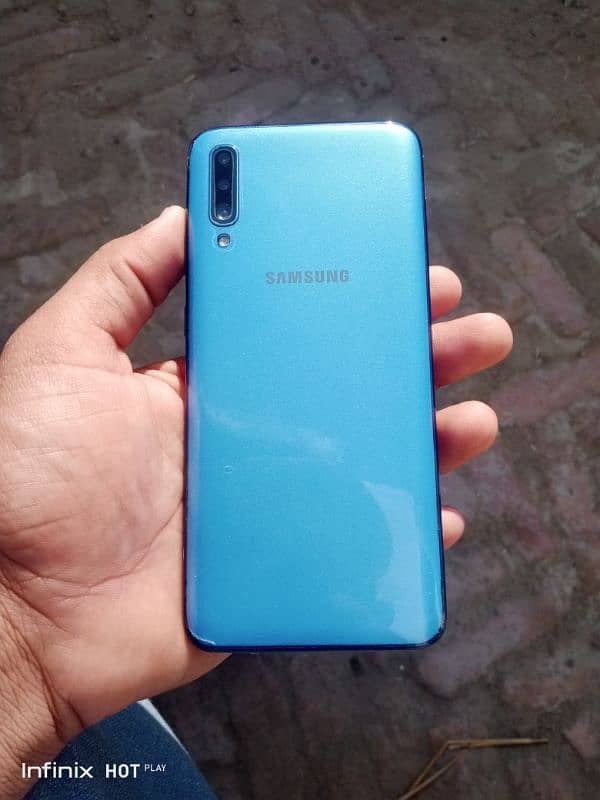 Samsung galaxy A70 6gb 128gb 2