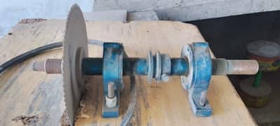 circular saw table shaft