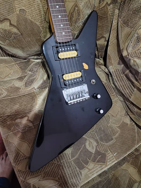 ORIGINAL Epiphone Explorer Electric Guitar 1995 Made in Korea with bag 4