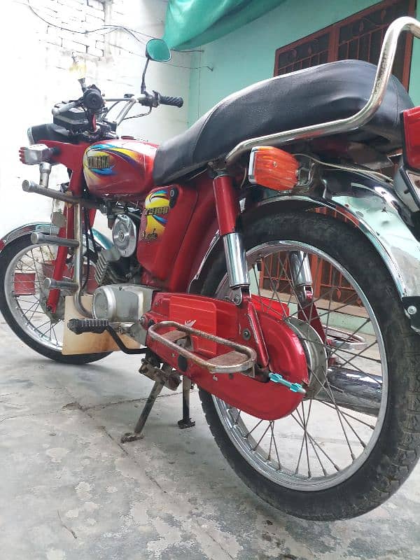 Yamaha 100 2 stroke full original body forsale 2