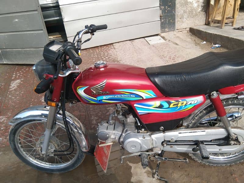 Honda cd seventy 1