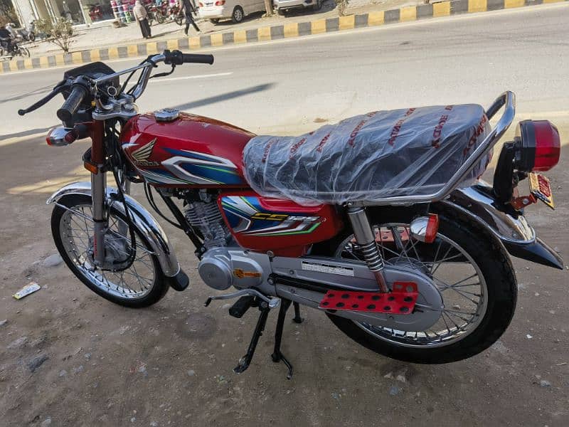 Honda 125 bike for sale model 2022 bike all ok 5