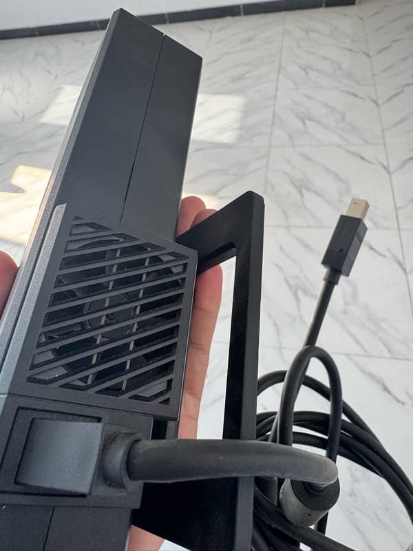 Xbox One kinect for Sale 1
