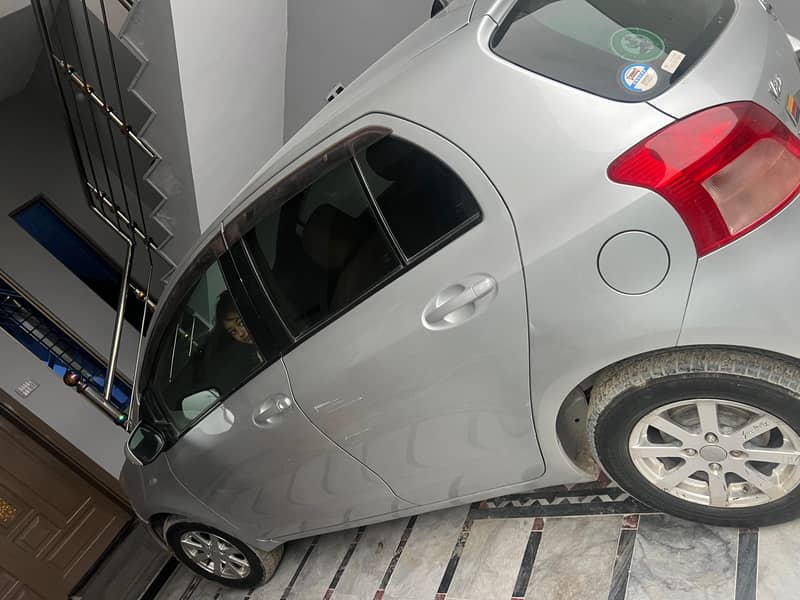 Toyota Vitz 2007 2