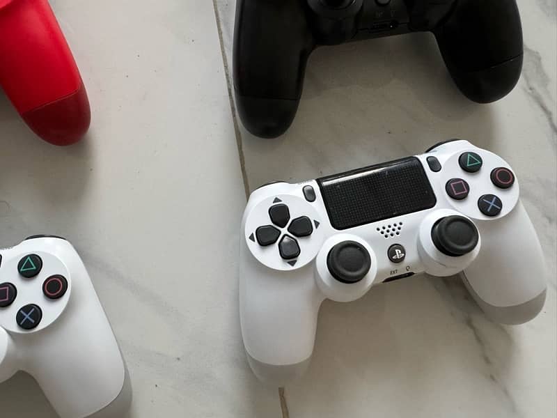 PS4 Original Controllers for sale 3