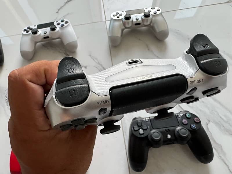PS4 Original Controllers for sale 5