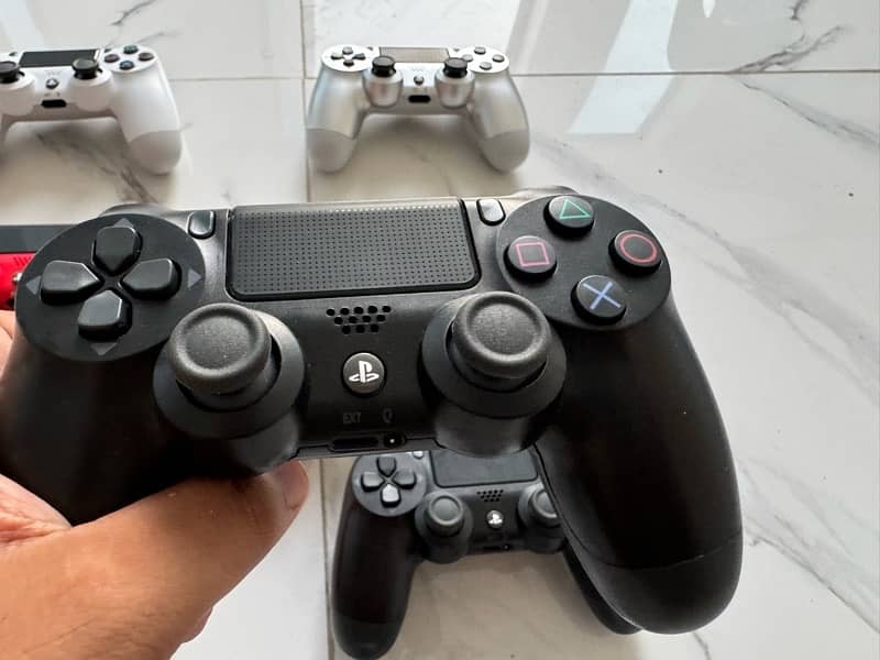 PS4 Original Controllers for sale 7