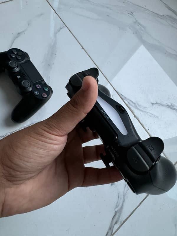 PS4 Original Controllers for sale 11