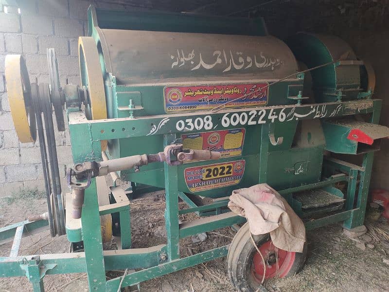 wheat thresher for urgent sale 2