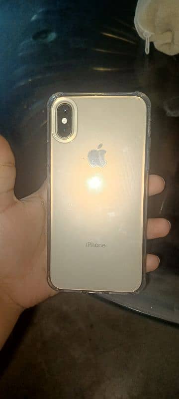 iPhone xs 1