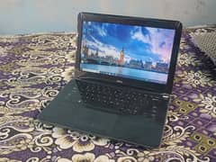 Dell Latitude 3300 ( i3 7th gen 4GB 128 SSD) 10/10