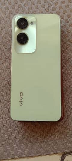 vivo y18 4gb + 128gb