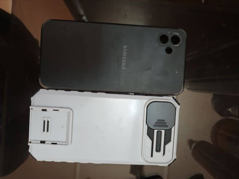 Samsung Galaxy  A04 (3/32) in brand new condition 4