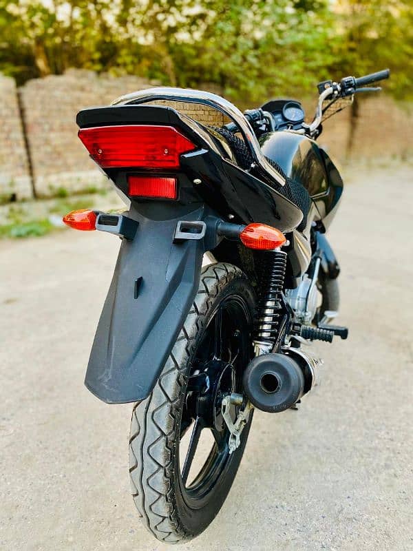 Yamaha YBR125 5