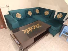 5 seater sofa with table