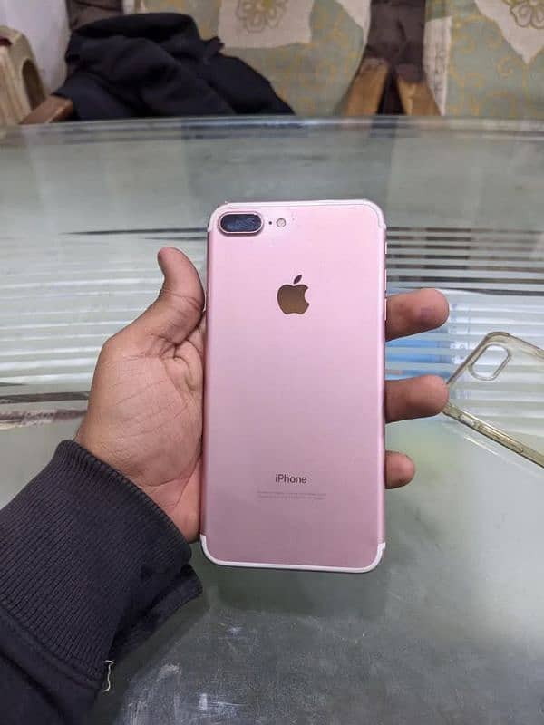 iPhone 7 plus 128 GB my WhatsApp number 03411594804 3