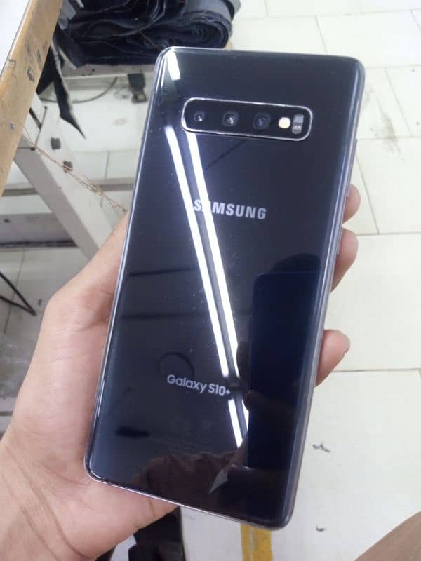 Samsung s10 plus. 8/128 non pta 0