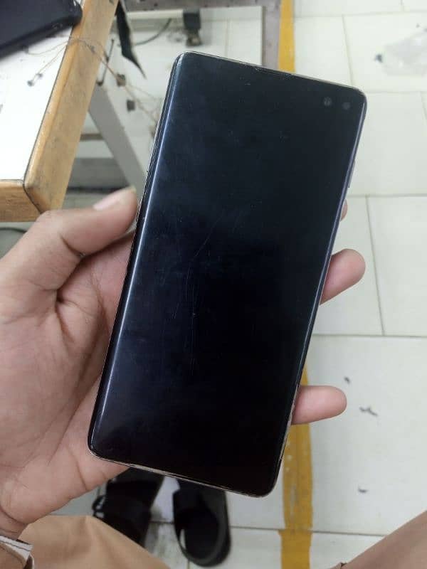 Samsung s10 plus. 8/128 non pta 5