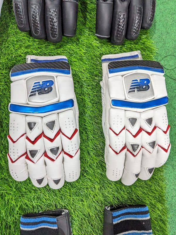 batting gloves 4