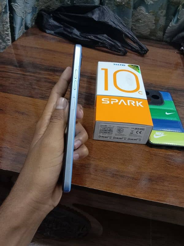 Tecno Spark 10c 4+4/128 6