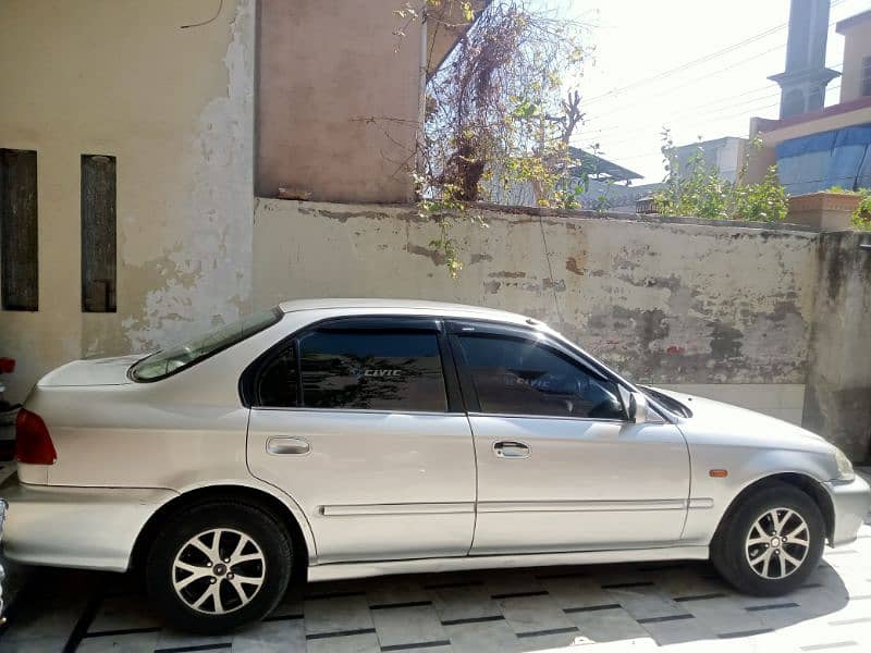 Honda Civic Prosmetic 2000 Exi 6