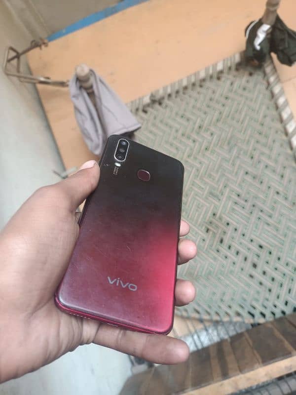 vivo y15 with box face lock ok and finger print also ok 1