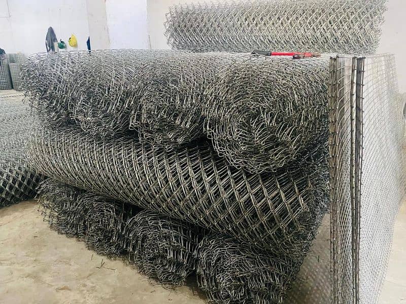 Hesco bags | Chain link | Welded mesh | Barbed & razor wire | Jali 10