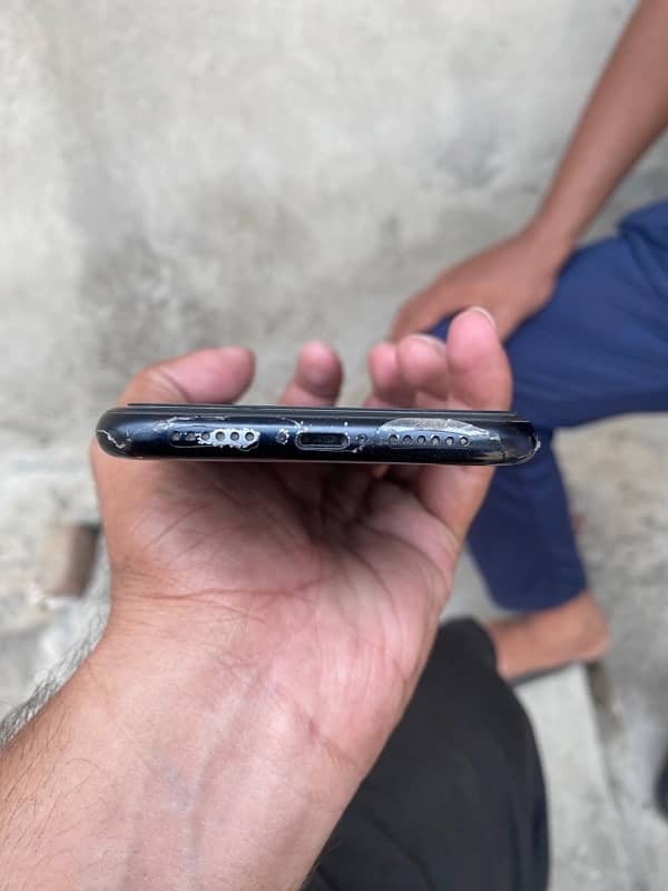 iphone xr 2