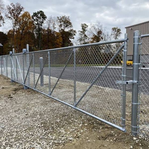 Galvanized security fence - Hot dipped - Chain link - Electric fence 14