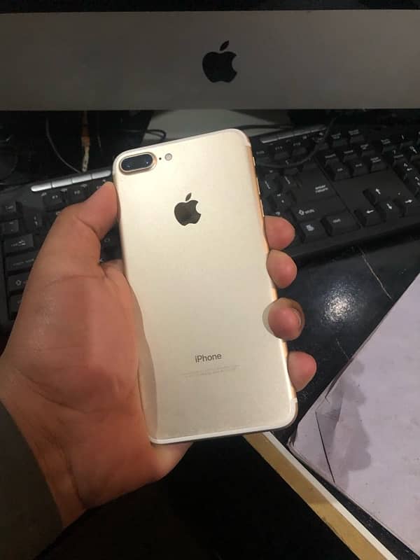 I phone 7 plus 32 gb pta approved 4