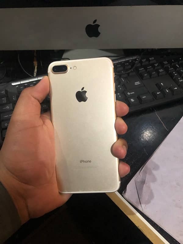 I phone 7 plus 32 gb pta approved 5