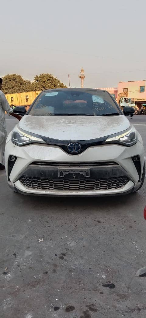 Toyota C-HR 2019 new shape two tone 2025 clear 5