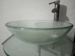 Glass vanity / wash basin