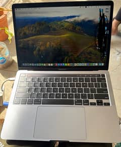 Macbook Pro M2 2022 8GB 256GB