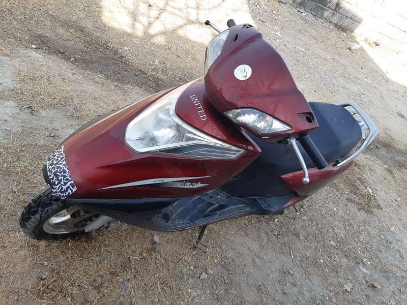 new condition united scooty 4