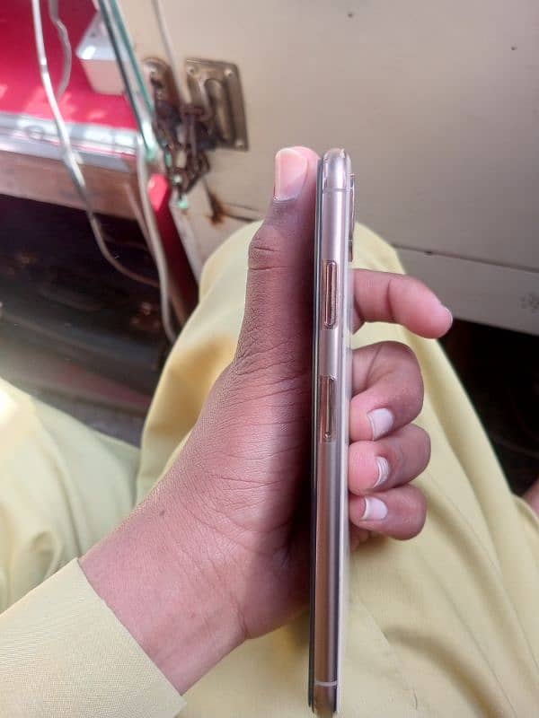 Iphone Xs max pta ha 1