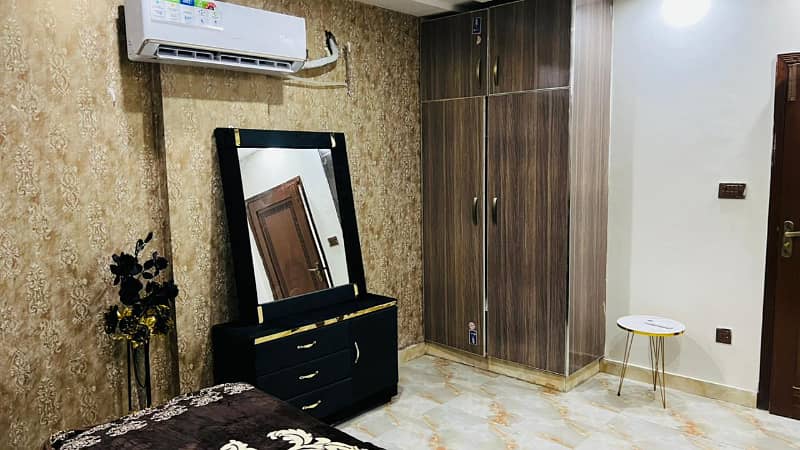 One Bed Apartment For Rent Per day Avil For familes 5