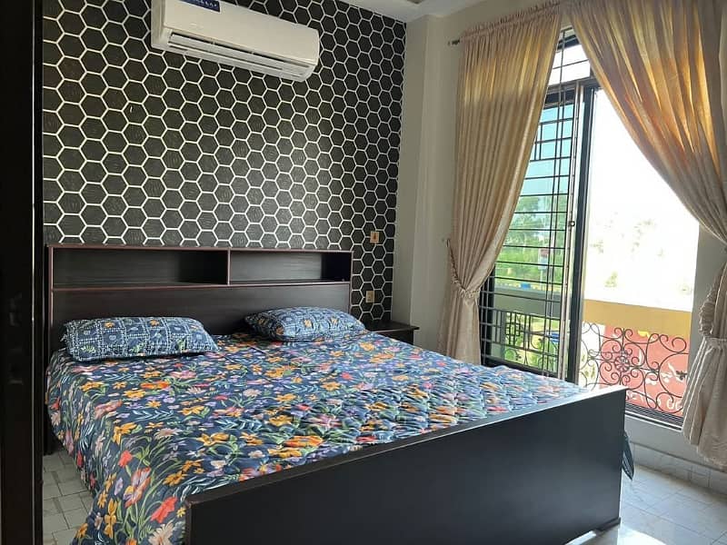 Double Bed Furnished Flat Available For Rent (Per Day) 3