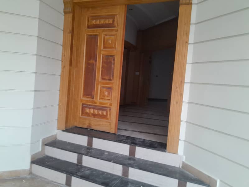 F-8 Beautiful House Size 1/Kanal Marble Flooring House Reasonable Rent 10