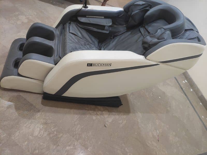 JC Buckman Massage Chair 2