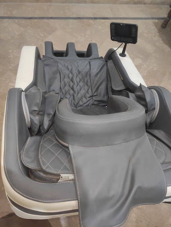 JC Buckman Massage Chair 5