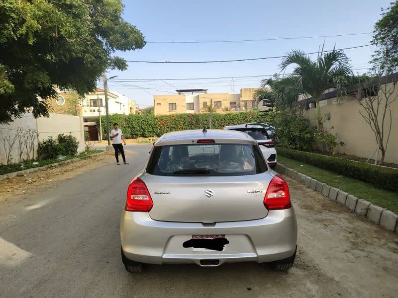 SUZUKI SWIFT GL MODEL 2022(NOV) *B2B* ORIGINAL SILVER COLOR (28000) KM 4