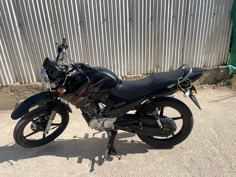 Yamaha ybr 125g 5