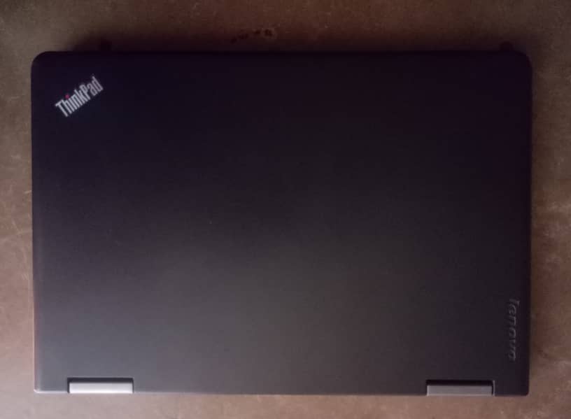 Lenovo thinkpad Yoga 12, i5 5th gen, 8/256 GB, Touch & 360 Rotation 0