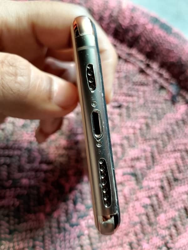 Iphone 11 Pro Max Official PTA Approved 6