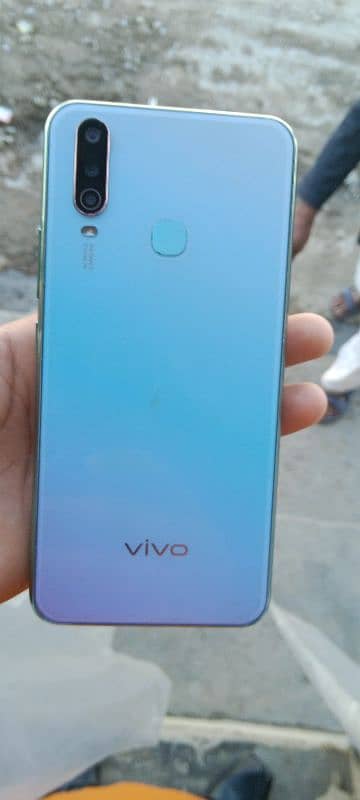 vivo y17 8/256 3