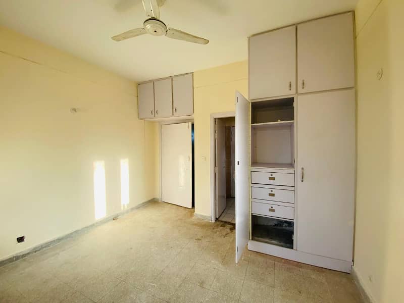 G11/3 PHA apartment available for rent 2bedroom with attached bathroom 10