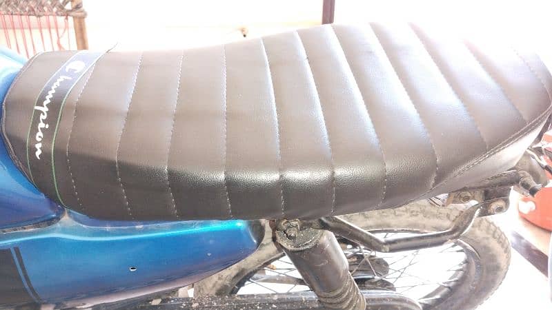 cafe racer seat 1