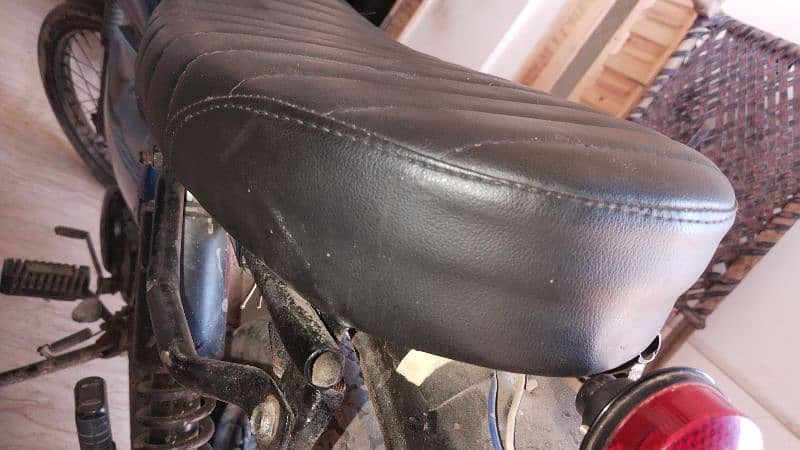 cafe racer seat 2